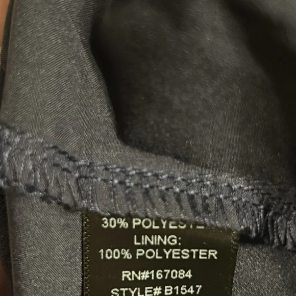 POMANDER PLACE

Navy Sleeveless Noelle Maxi Dress - Picture 7 of 11